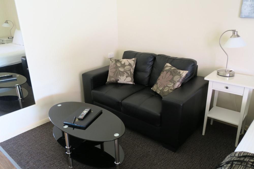 Caboolture Central Motor Inn, Sure Stay Collection By BW מראה חיצוני תמונה