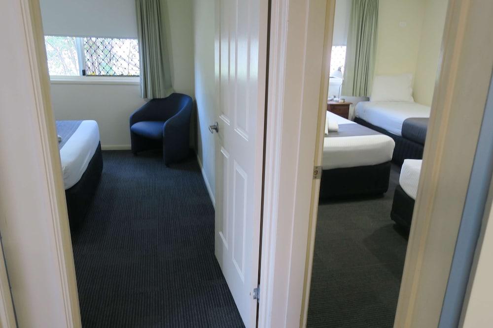 Caboolture Central Motor Inn, Sure Stay Collection By BW מראה חיצוני תמונה