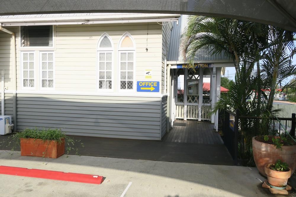 Caboolture Central Motor Inn, Sure Stay Collection By BW מראה חיצוני תמונה