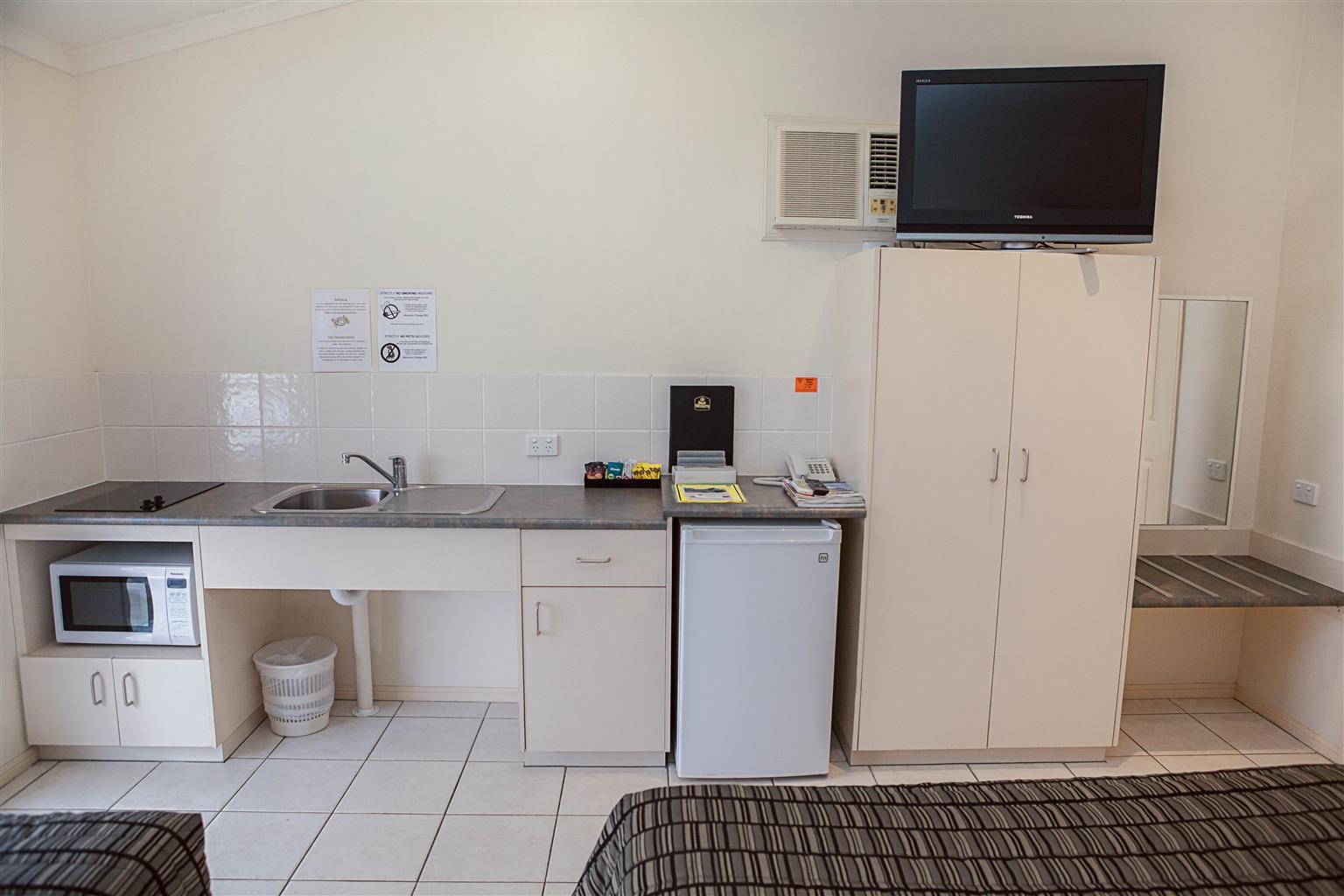 Caboolture Central Motor Inn, Sure Stay Collection By BW מראה חיצוני תמונה