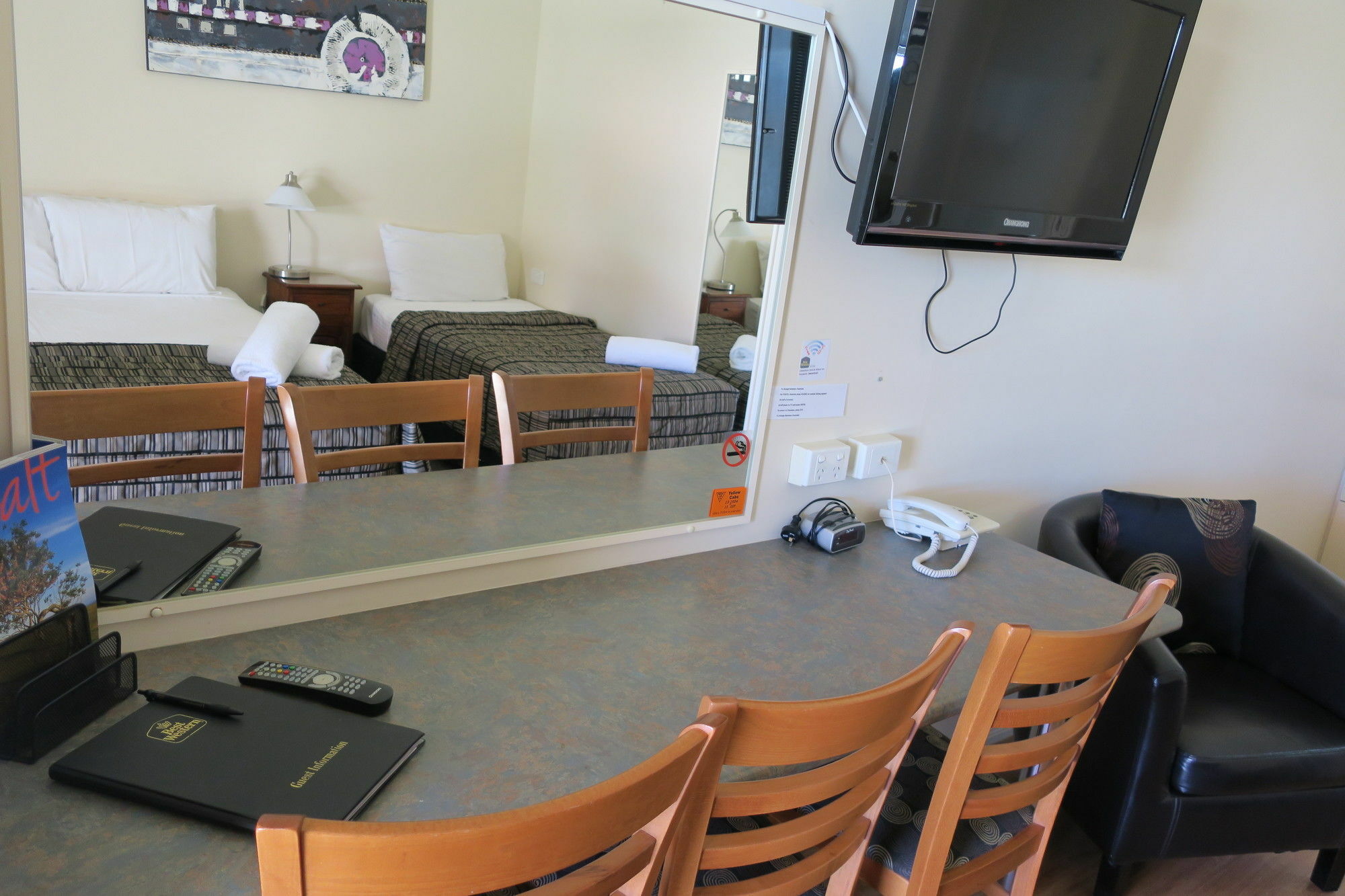 Caboolture Central Motor Inn, Sure Stay Collection By BW מראה חיצוני תמונה